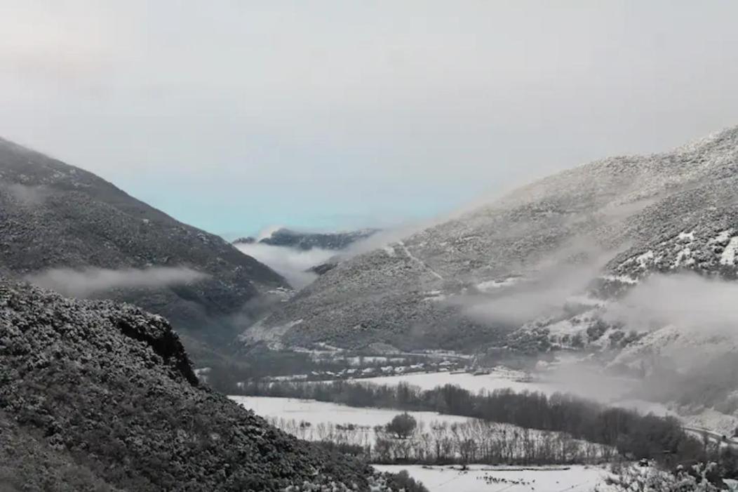 La Caseta Del Bosc De Сорт Екстериор снимка